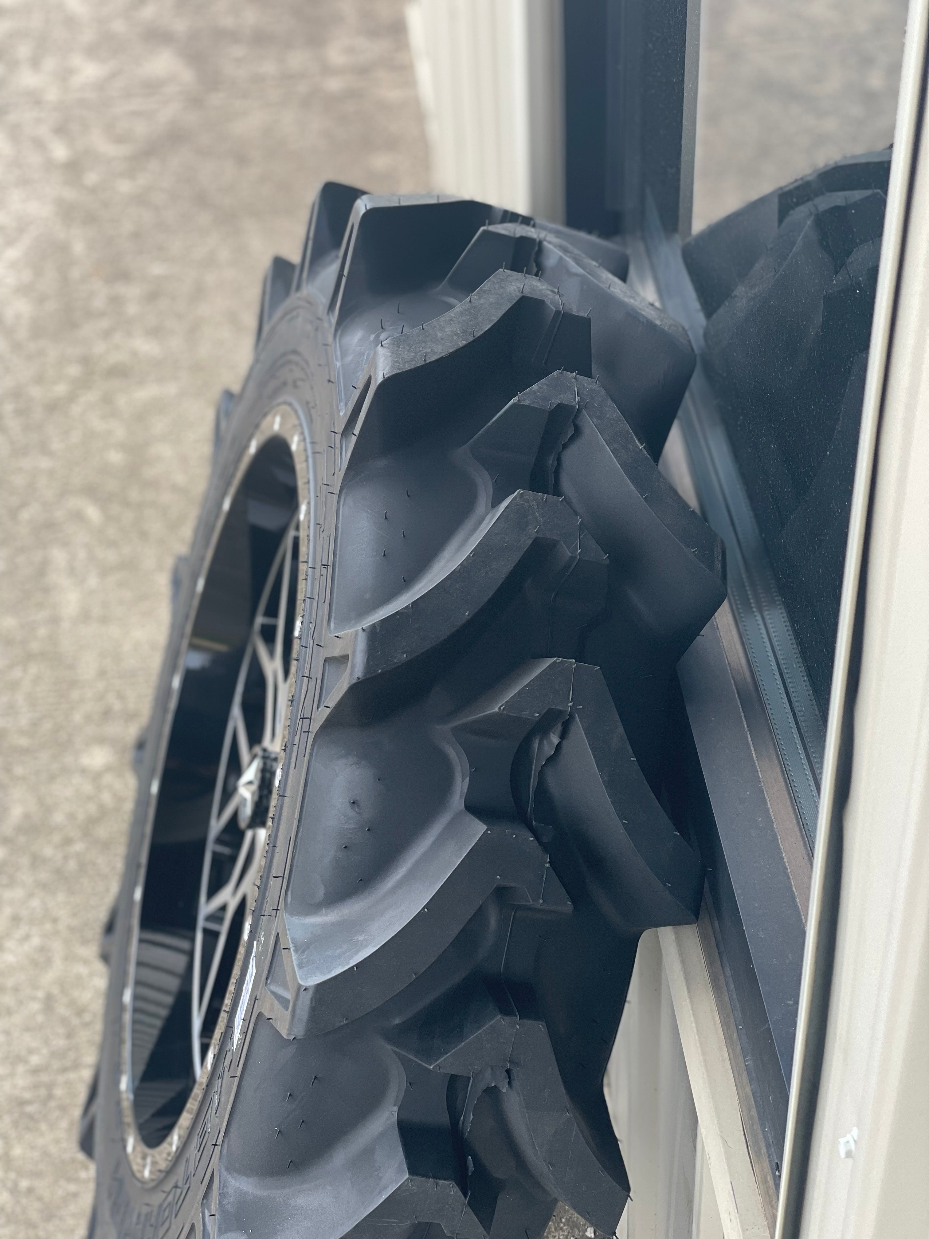 Motohavok (35x8.5-20) & MSA Portal (20x7 0mm Offset 4x156 Polaris) Package.