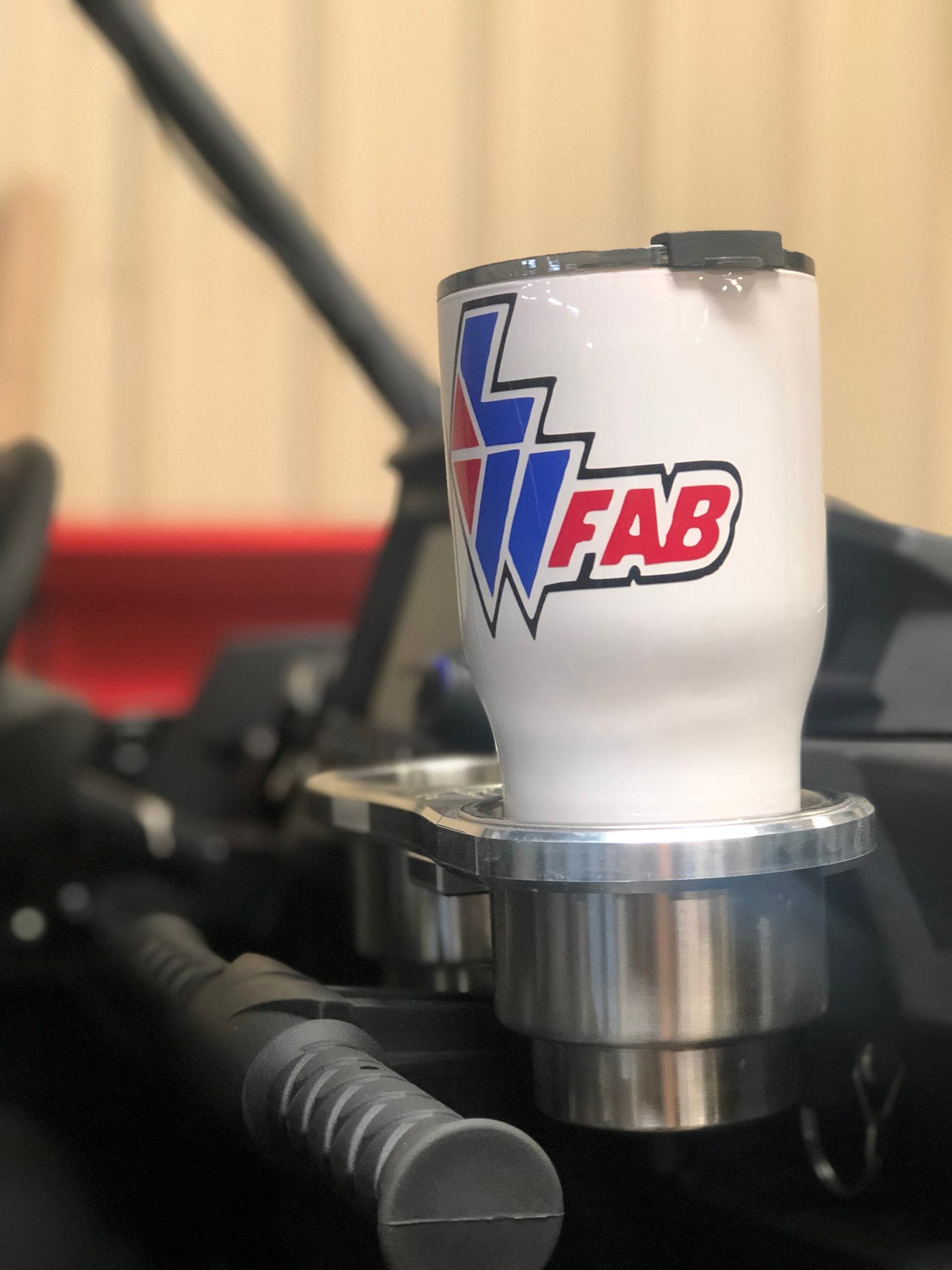 L&W Aluminum Drink Carrier.